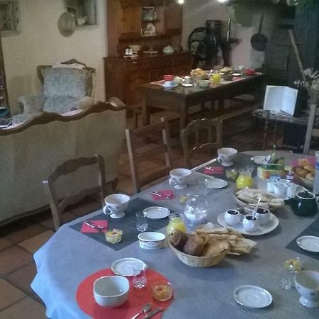 Pouilly-sous-Charlieu Aux Ronzieres B&B 외부 사진